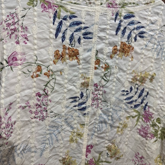 Solitaire Cream Floral Lace Cardigan - Picture 7 of 9